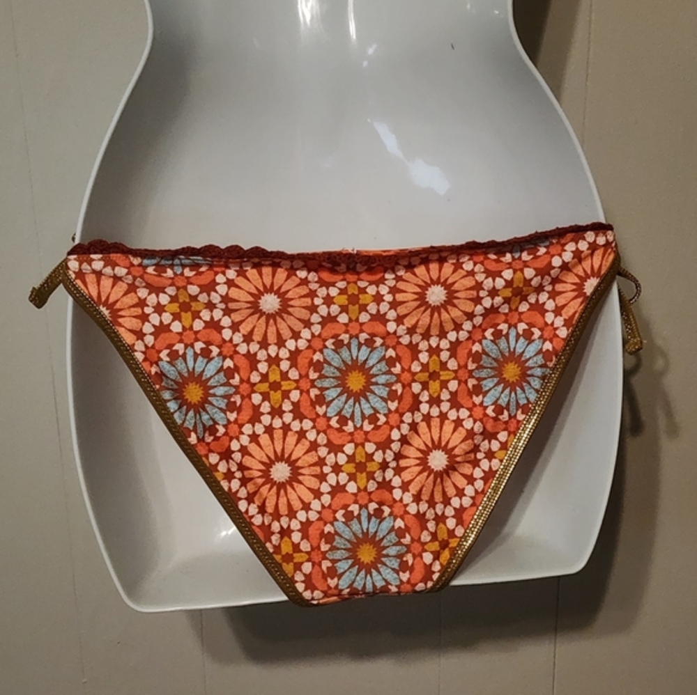 Reversible Multicolor String‎ Bikini Bottom Floral Animal Print Small Rue21 A147 - Picture 2 of 6